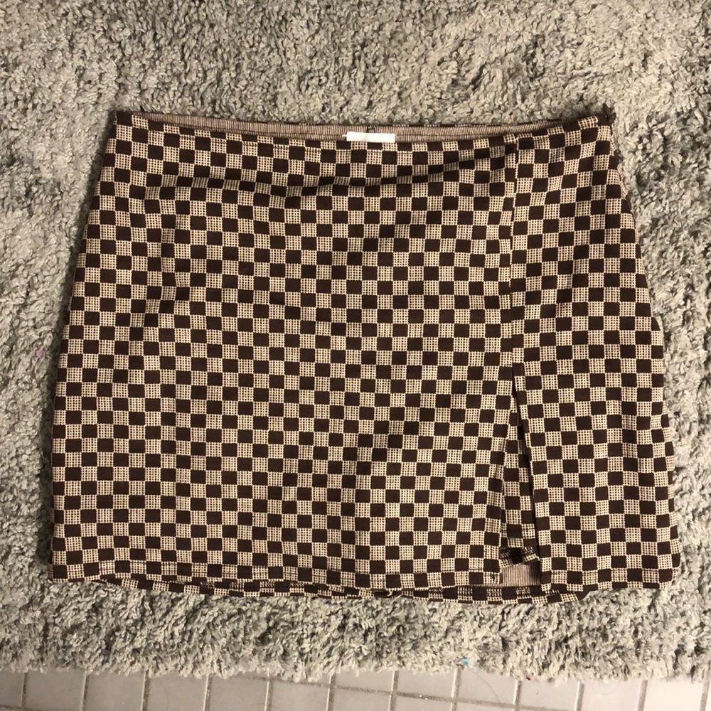 NWOT Chloe Rose checkered skort